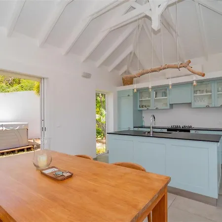 A Caribbean Gem With Stunning Hill And Ocean View *