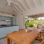 Villa A Caribbean Gem With Stunning Hill And Ocean View Saint-Jean-de-Luz