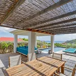 Villa A Caribbean Gem With Stunning Hill And Ocean View Saint-Jean-de-Luz