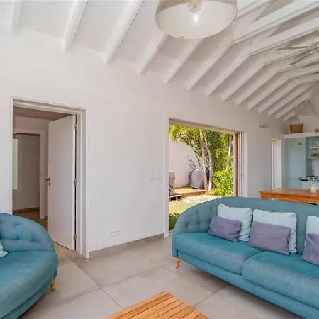 Willa A Caribbean Gem With Stunning Hill And Ocean View *