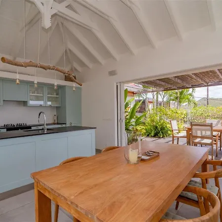 Villa A Caribbean Gem With Stunning Hill And Ocean View Saint-Jean (Haute-Garonne)