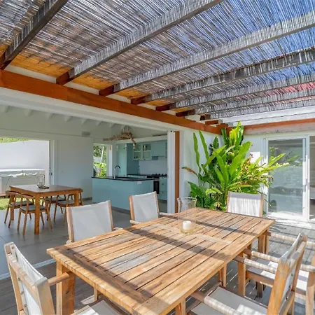 Willa A Caribbean Gem With Stunning Hill And Ocean View *