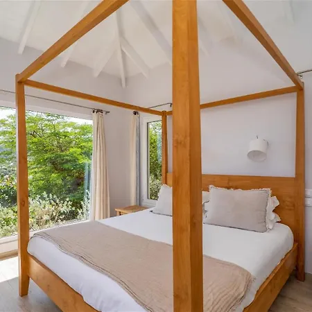 A Caribbean Gem With Stunning Hill And Ocean View *