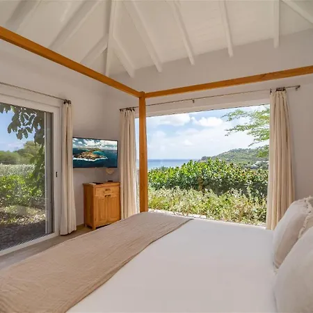 Willa A Caribbean Gem With Stunning Hill And Ocean View *