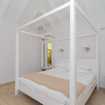 A Caribbean Gem With Stunning Hill And Ocean View Saint-Jean (Haute-Garonne)