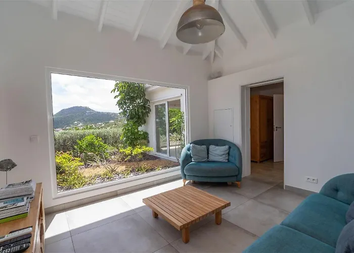 A Caribbean Gem With Stunning Hill And Ocean View 别墅