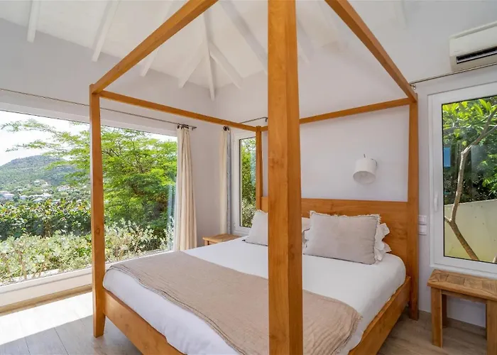 A Caribbean Gem With Stunning Hill And Ocean View *